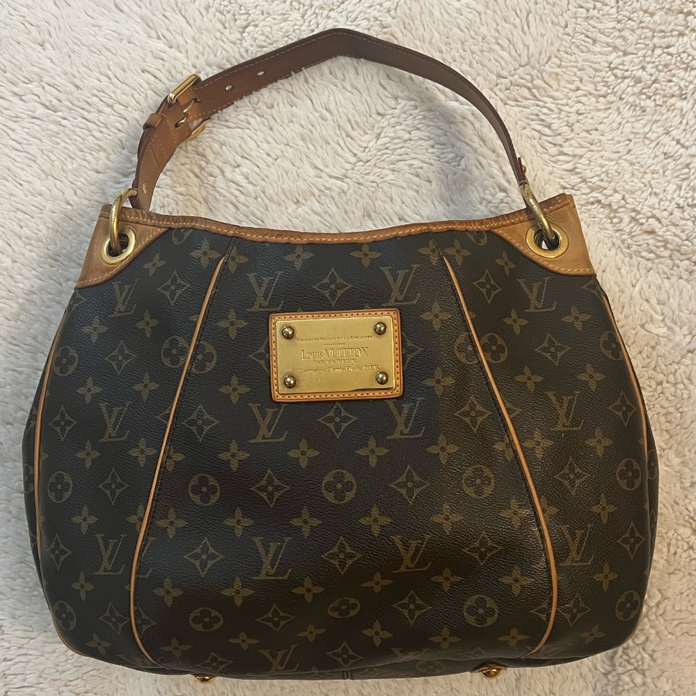 Louis Vuitton Shoulder Bag